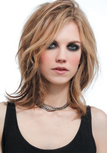 coupe rock femme mi long|Tendance rock : choisir sa coupe mi